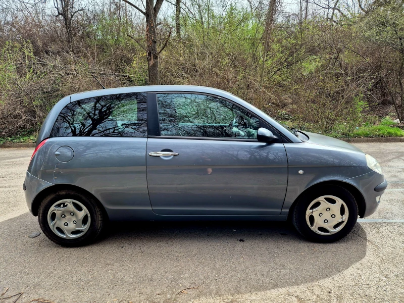 Lancia Ypsilon 1.2i, снимка 4 - Автомобили и джипове - 49513910