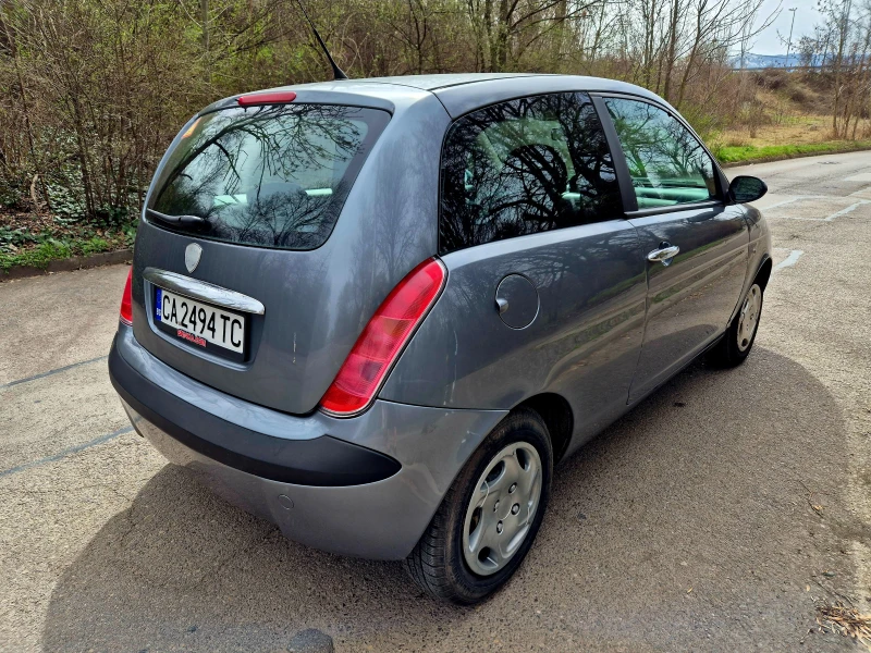 Lancia Ypsilon 1.2i, снимка 5 - Автомобили и джипове - 49513910