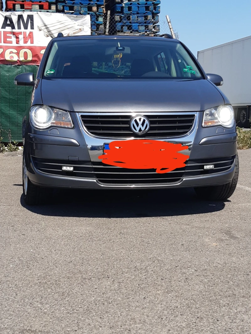 VW Touran, снимка 1 - Автомобили и джипове - 49580120