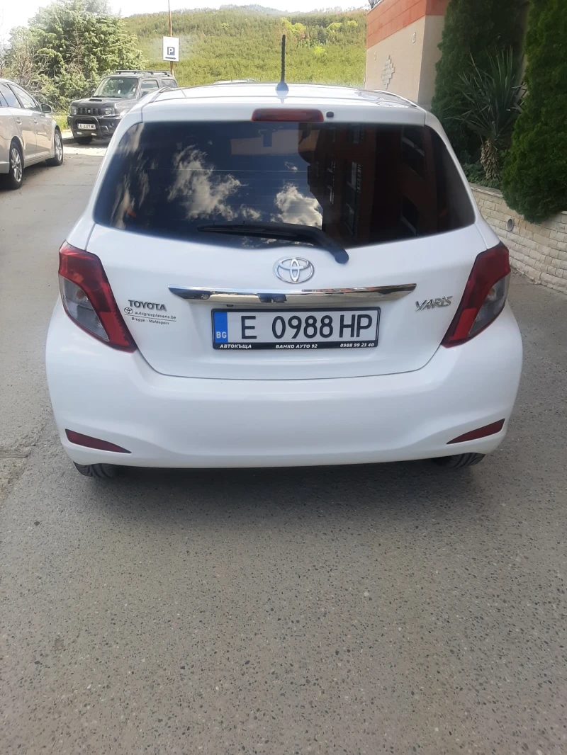 Toyota Yaris, снимка 2 - Автомобили и джипове - 52580144