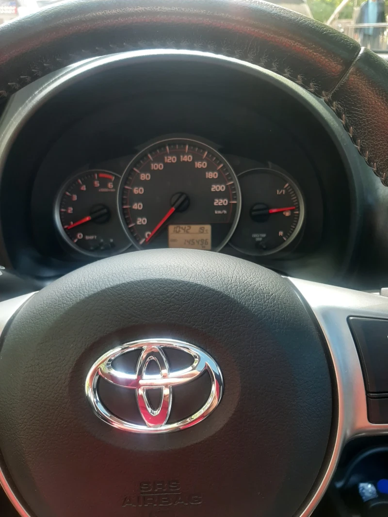 Toyota Yaris, снимка 5 - Автомобили и джипове - 52580144