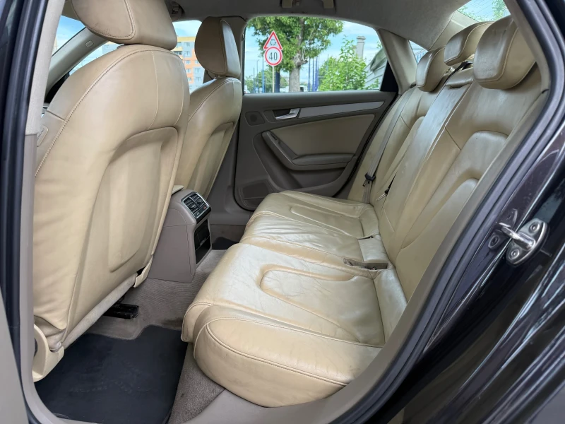 Audi A4 2.0TDI/KOJA/NAVI, снимка 10 - Автомобили и джипове - 50461243