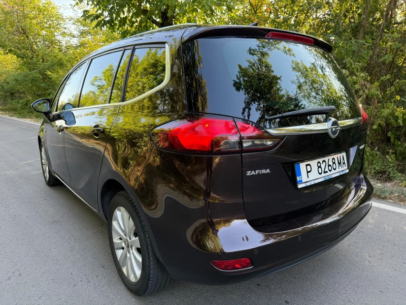 Opel Zafira 1.6 Метан Бензин, снимка 5 - Автомобили и джипове - 52486575