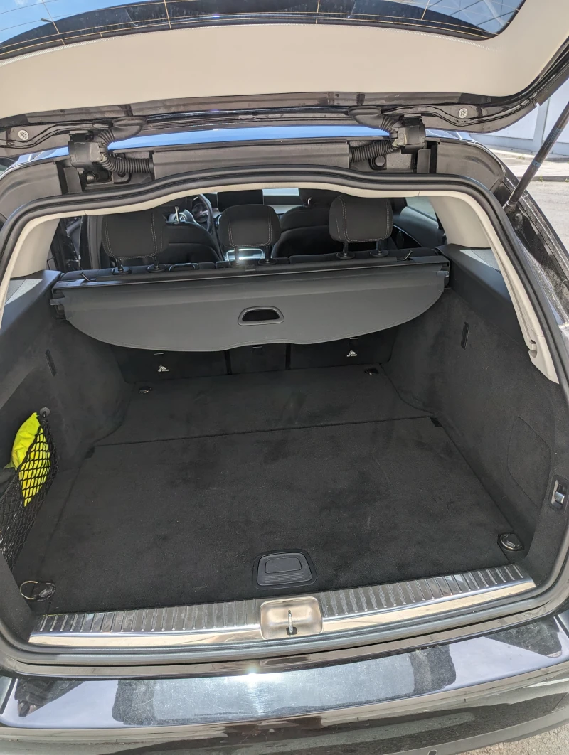 Mercedes-Benz C 180 Distronic+ , снимка 6 - Автомобили и джипове - 51601110