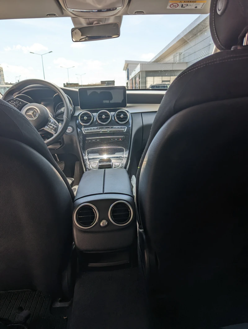 Mercedes-Benz C 180 Distronic+ , снимка 5 - Автомобили и джипове - 51601110