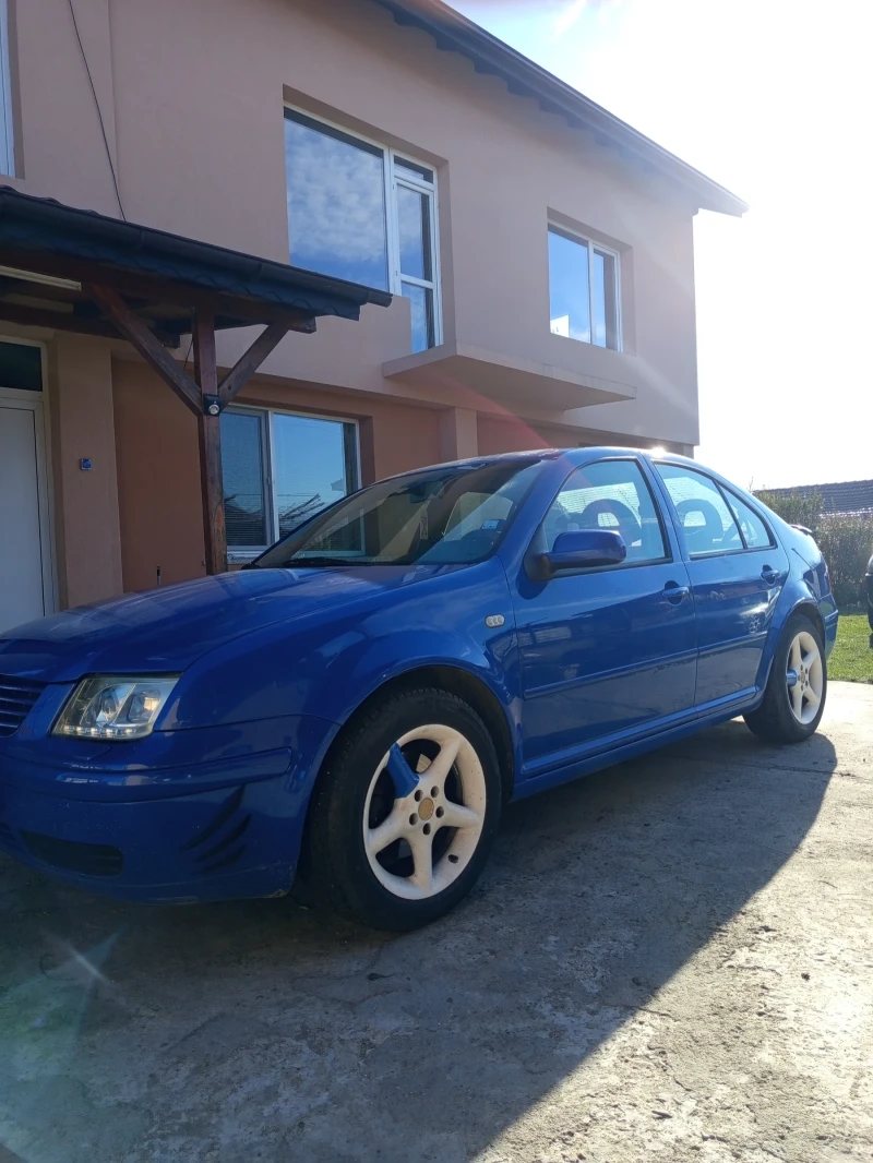 VW Bora 1.6 Газ/Бензин , снимка 3 - Автомобили и джипове - 52833546