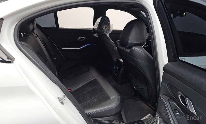 BMW 320, снимка 12 - Автомобили и джипове - 53031593