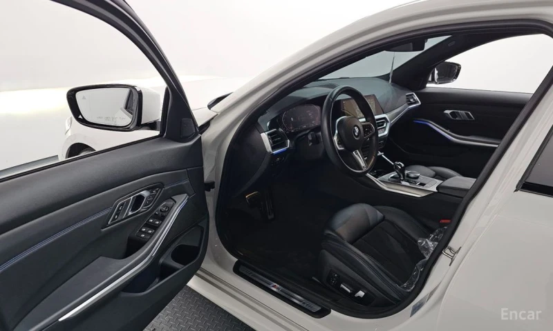 BMW 320, снимка 10 - Автомобили и джипове - 53031593