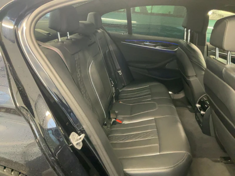 BMW 550 M550i xDrive 360/Обдухване/ H/K /Пълна сервизна, снимка 6 - Автомобили и джипове - 53395731