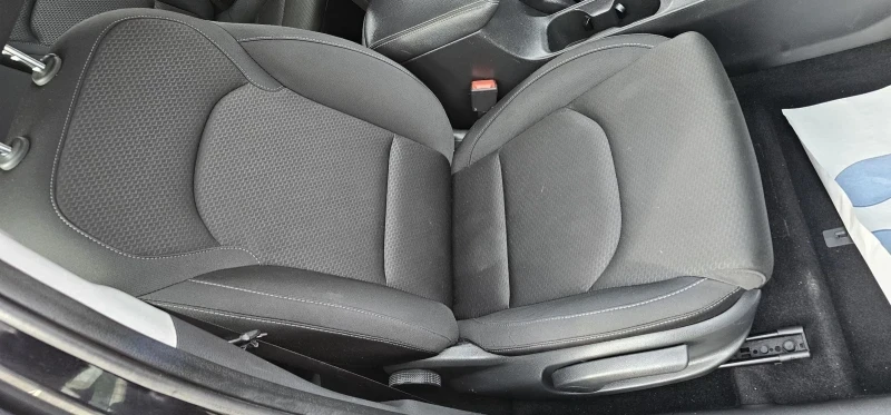 Hyundai I30 1.6DTCI Камера Германия , снимка 13 - Автомобили и джипове - 54687772