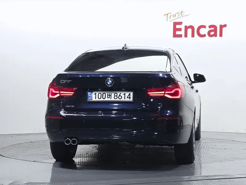 BMW 320 - САМО 30% АВАНС, снимка 4 - Автомобили и джипове - 55406738