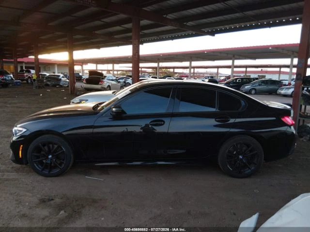 BMW 330 * КОЖА* ПОДГРЕВ* ШИБИДАХ* КАМЕРА* , снимка 13 - Автомобили и джипове - 55652963