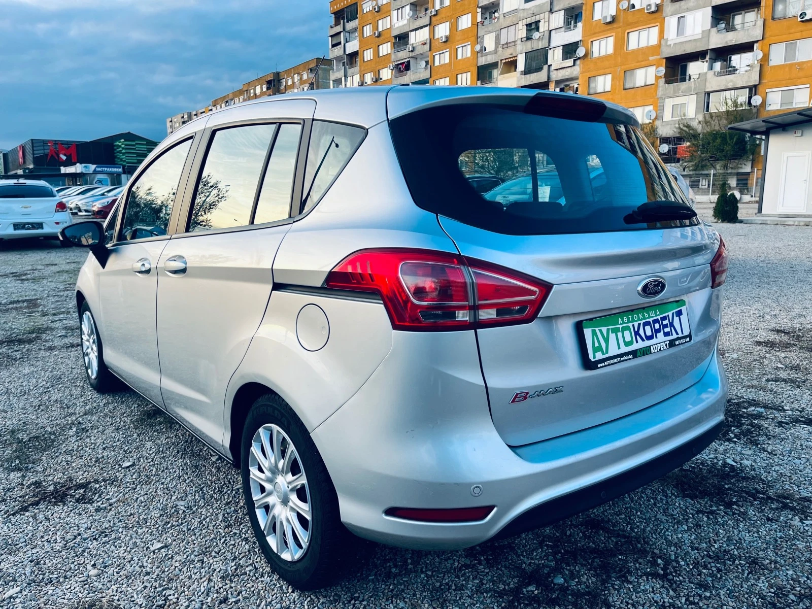 Ford B-Max 1.4i ГАЗ КАТО НОВА - изображение 7