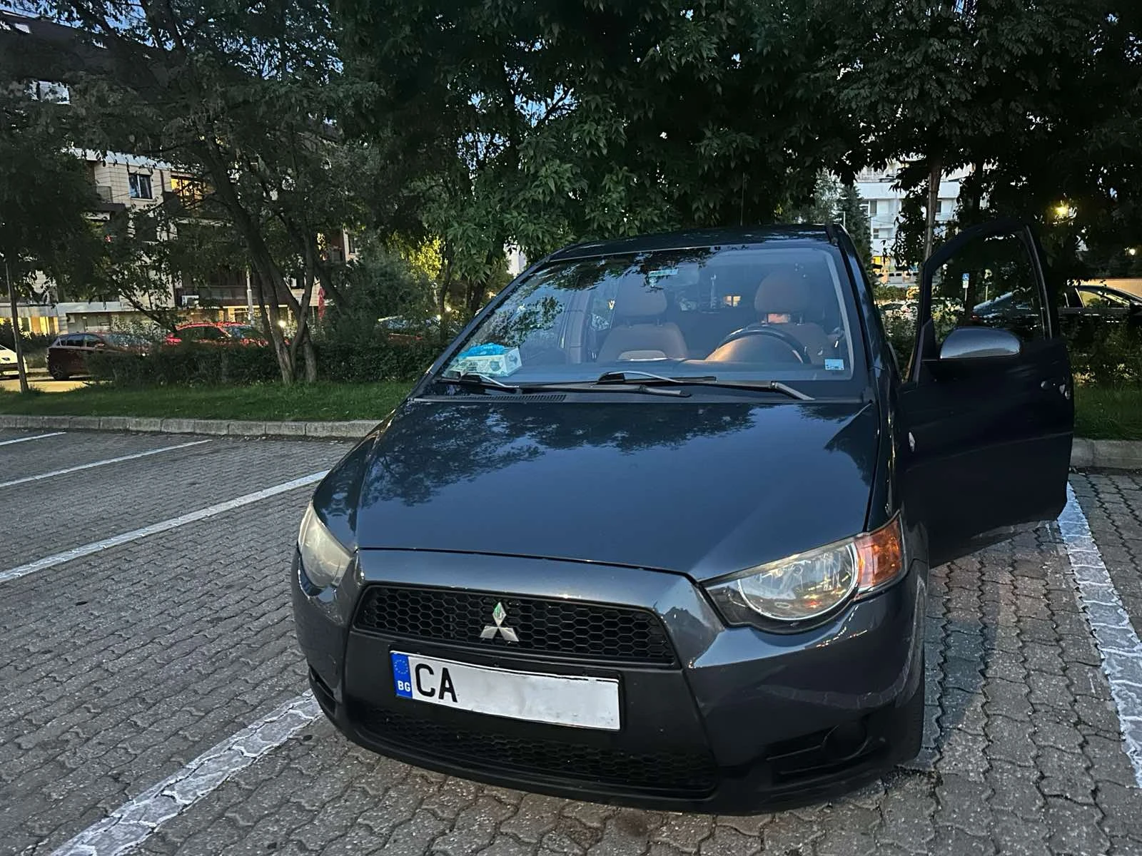 Mitsubishi Colt  - изображение 6