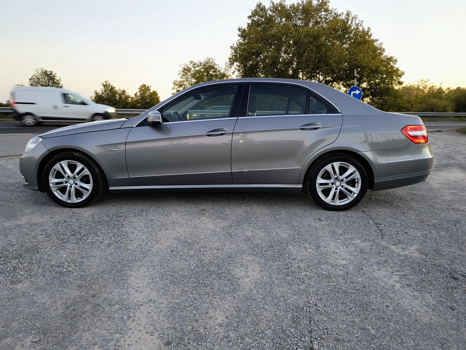 Mercedes-Benz E 350 3.5-231 КС AUTOMATIC, NAVI, KOJA, FULL EXTRI - изображение 8