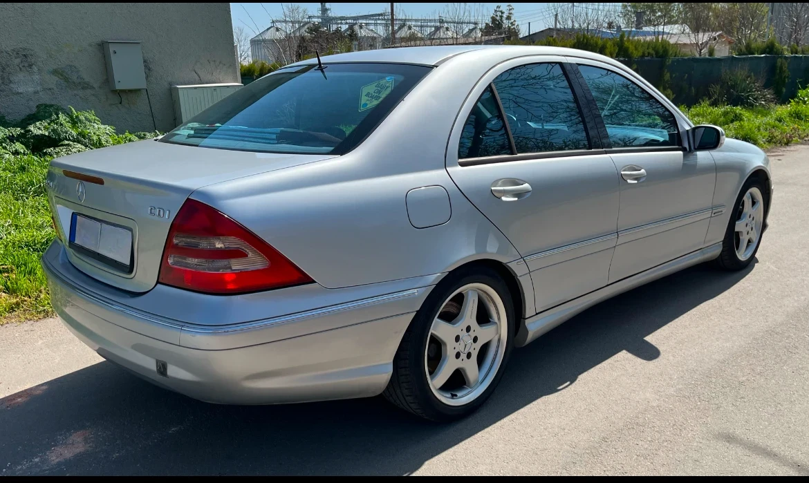 Mercedes-Benz C 270 Avantgarde - изображение 5