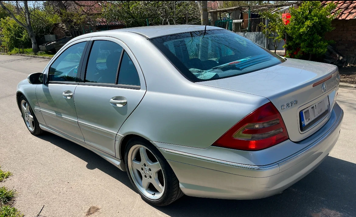 Mercedes-Benz C 270 Avantgarde - изображение 7