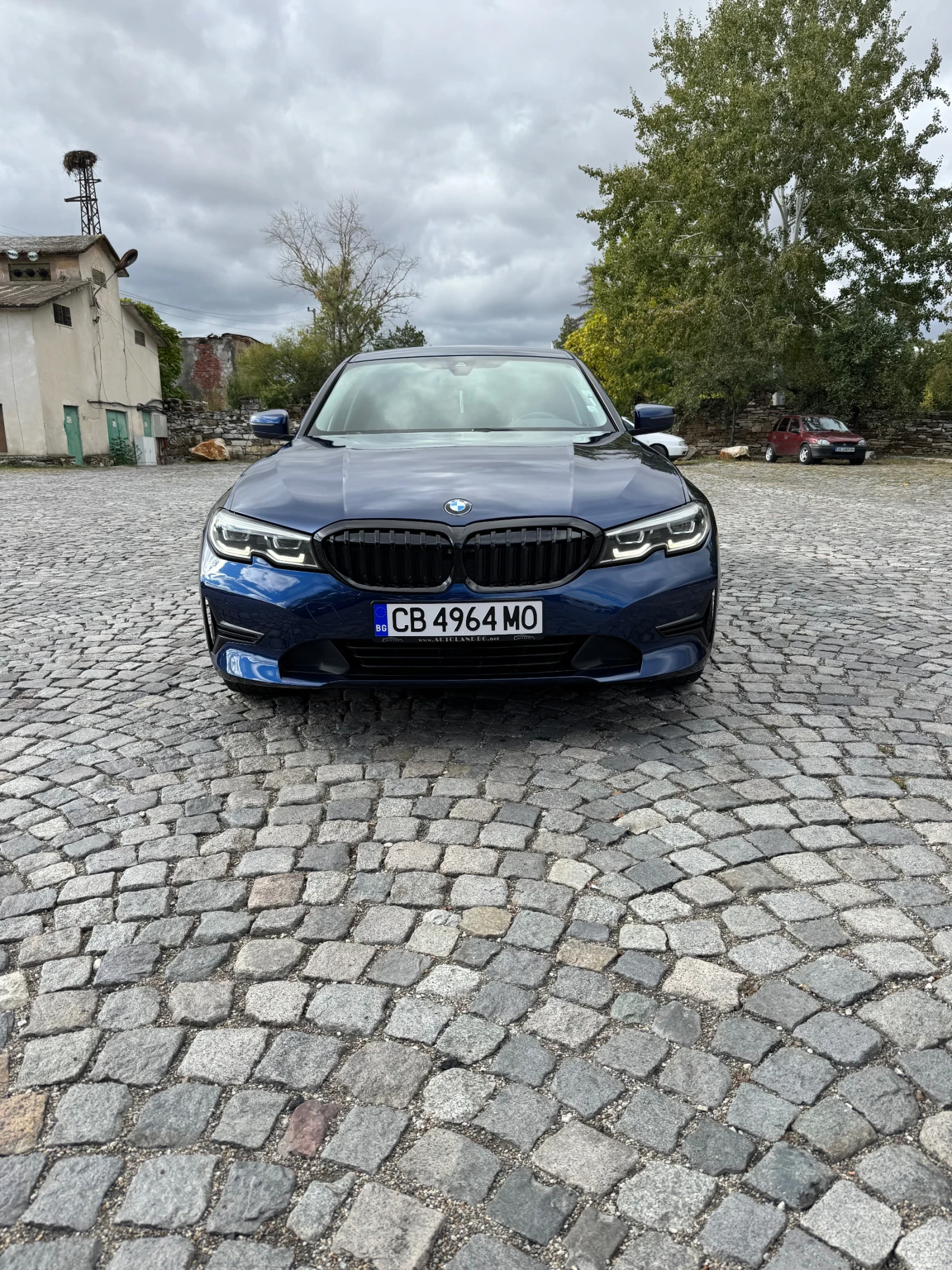 BMW 320  ! SPORT/ VIRTUAL/ KEYLESS/AMBIENT/ PODGREV | Mobile.bg   1