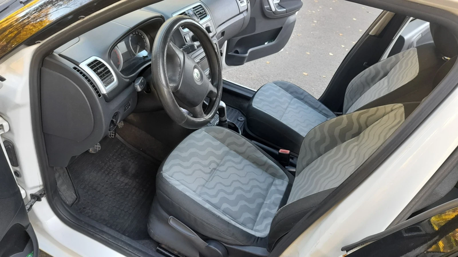 Skoda Roomster 1, 4/ | Mobile.bg   9