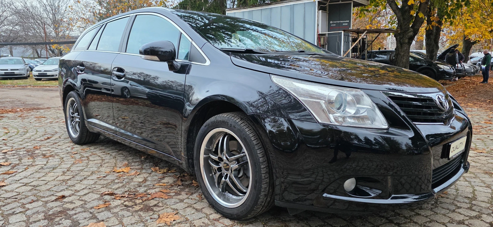 Toyota Avensis 2.0i * АВТОМАТ* ОБСЛУЖЕН* СЕРВ. ИСТОРИЯ* ШВЕЙЦАРИЯ - изображение 3