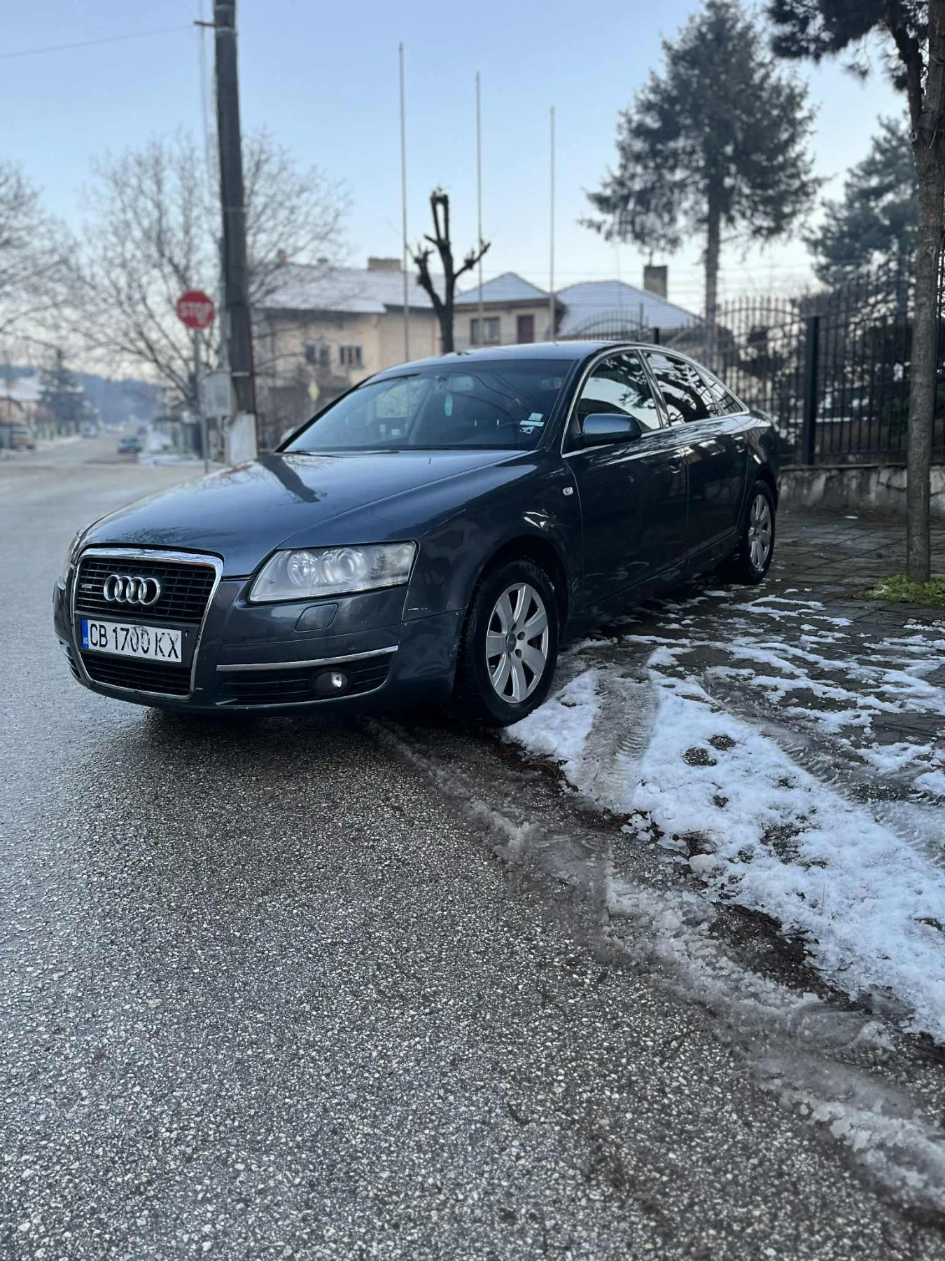 Audi A6 3 2 бензин автомат 2005 г - изображение 2