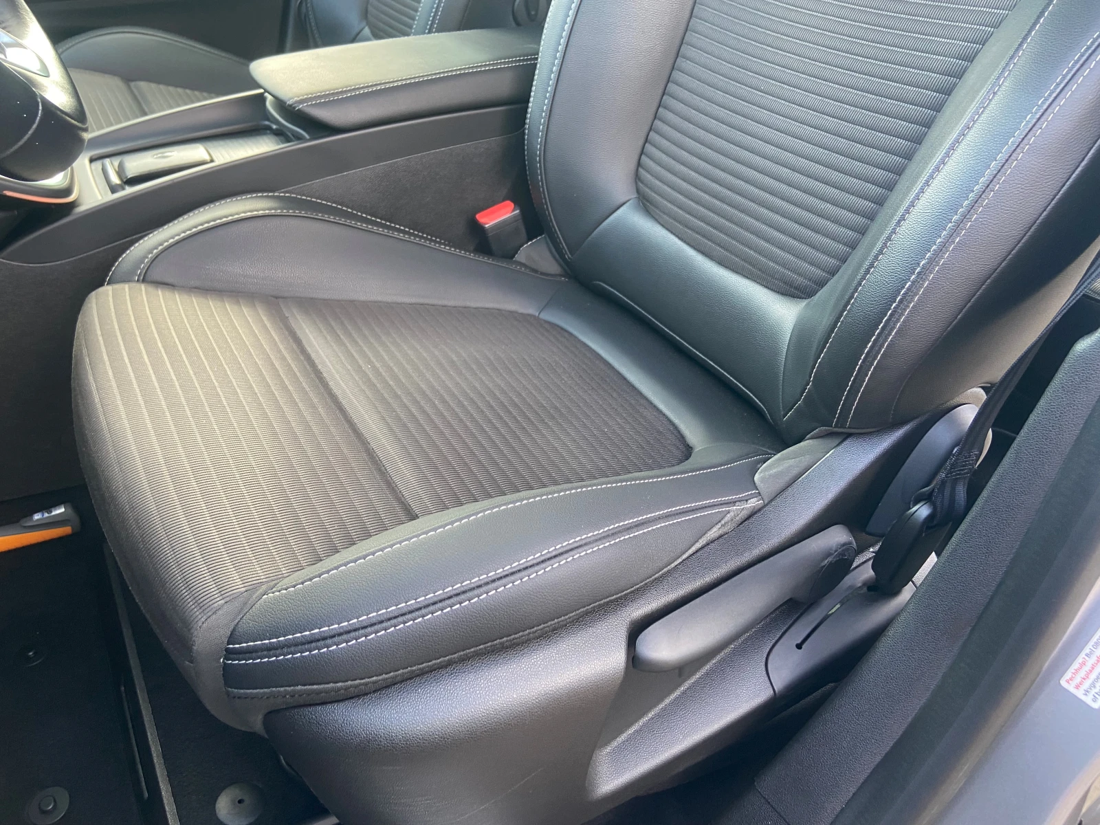 Renault Grand scenic Изключително запазен! - изображение 7