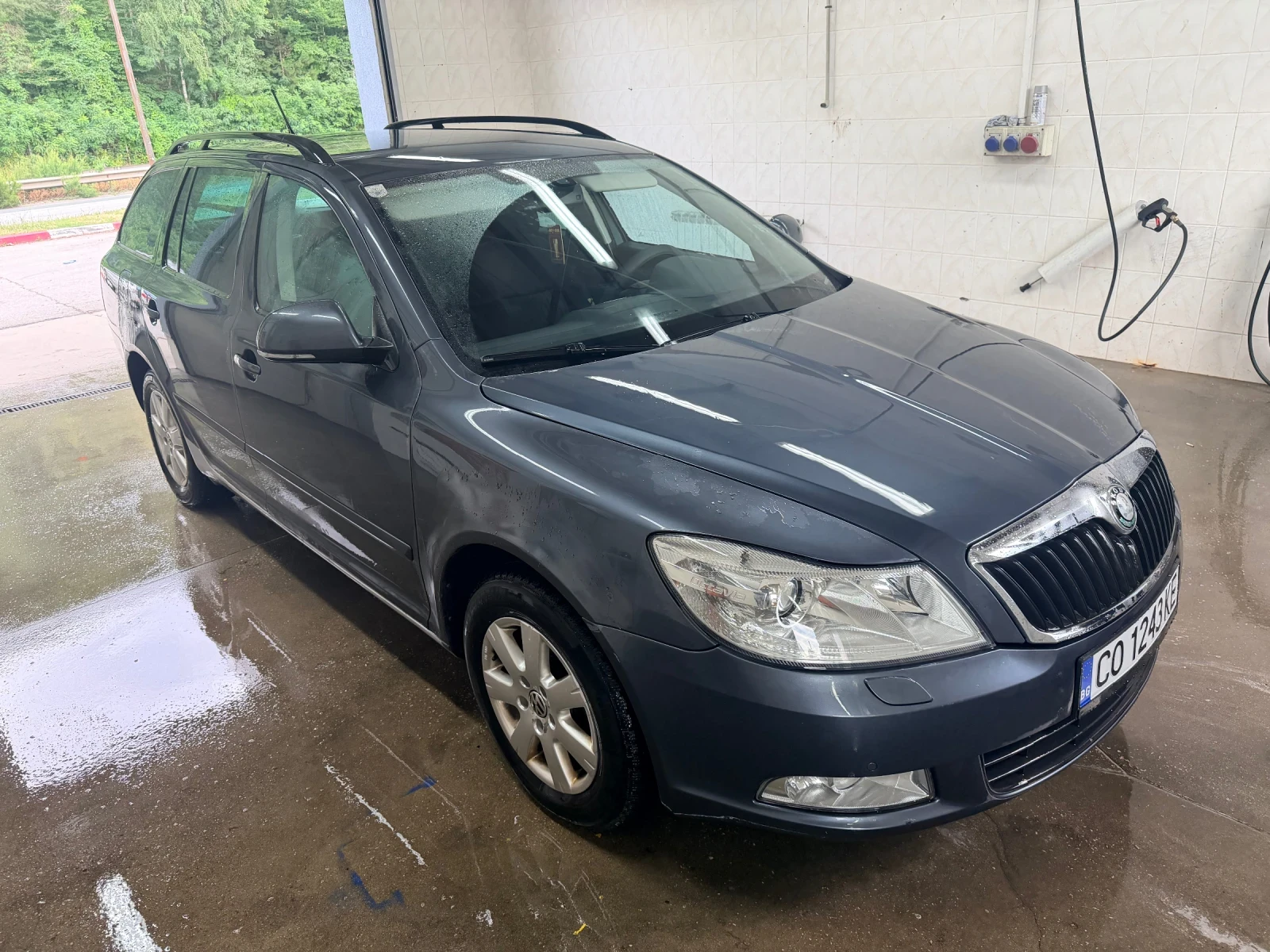 Skoda Octavia 1.6 TDI 105, снимка 2 - Автомобили и джипове - 53831158