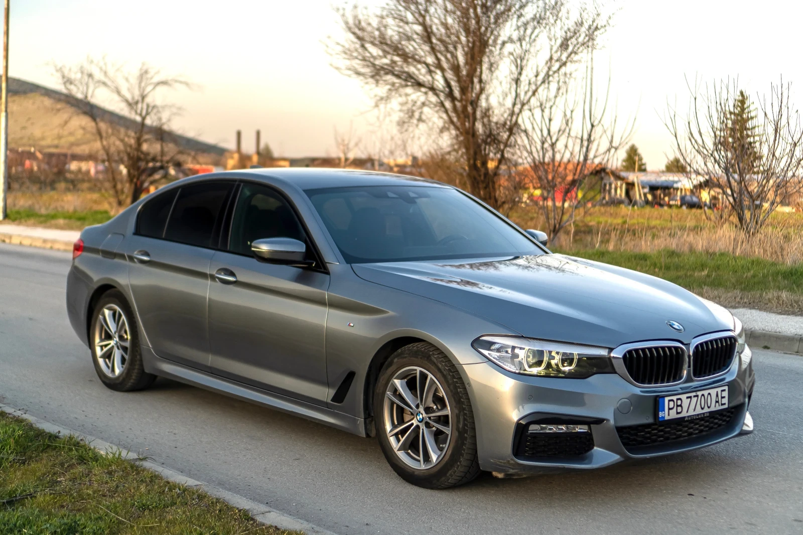 BMW 520 520XD M PAKET ПЪЛНА СЕРВИЗНА ИСТОРИЯ, снимка 3 - Автомобили и джипове - 53826553