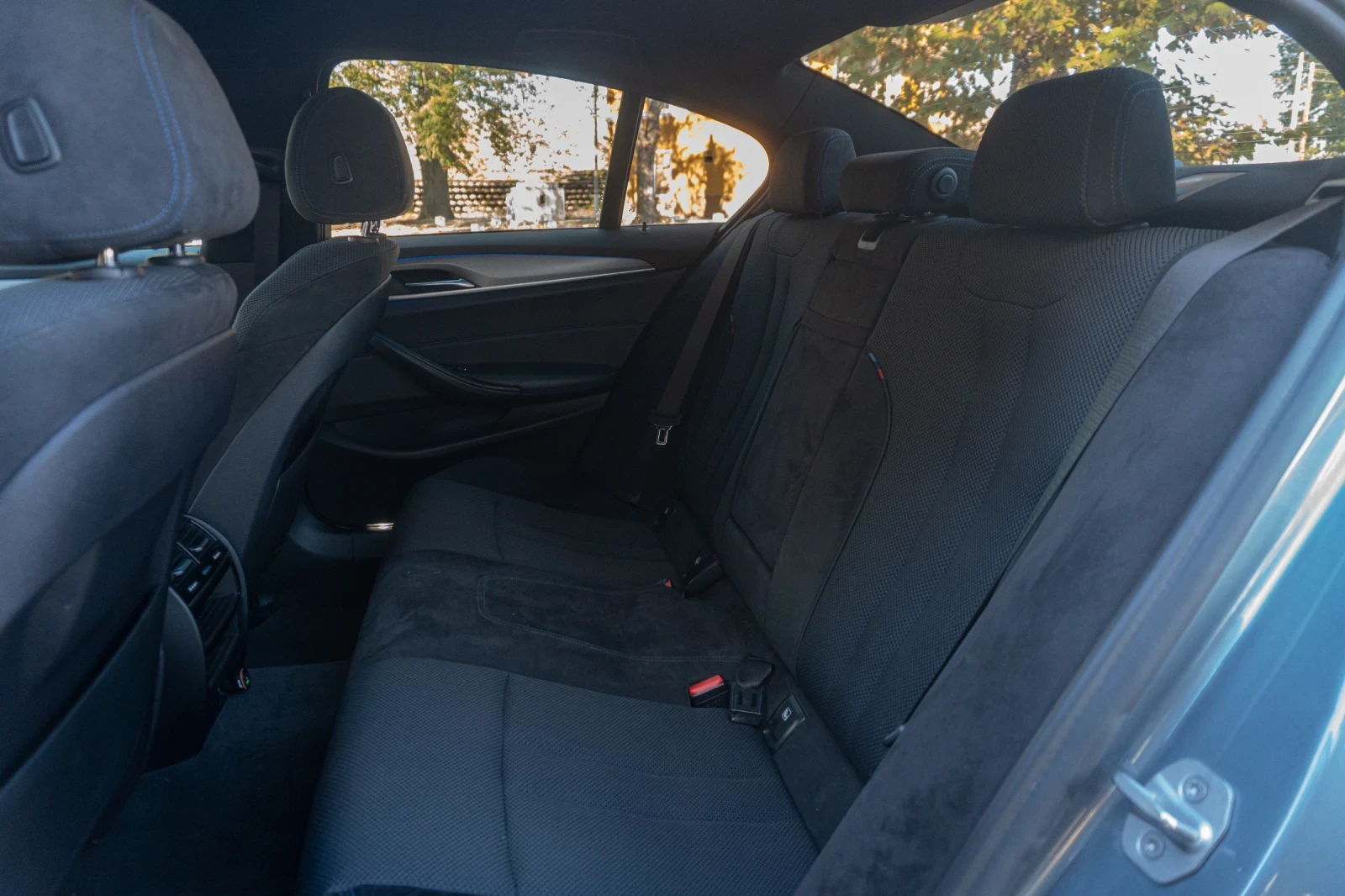 BMW 520 520XD M PAKET ПЪЛНА СЕРВИЗНА ИСТОРИЯ, снимка 11 - Автомобили и джипове - 53826553