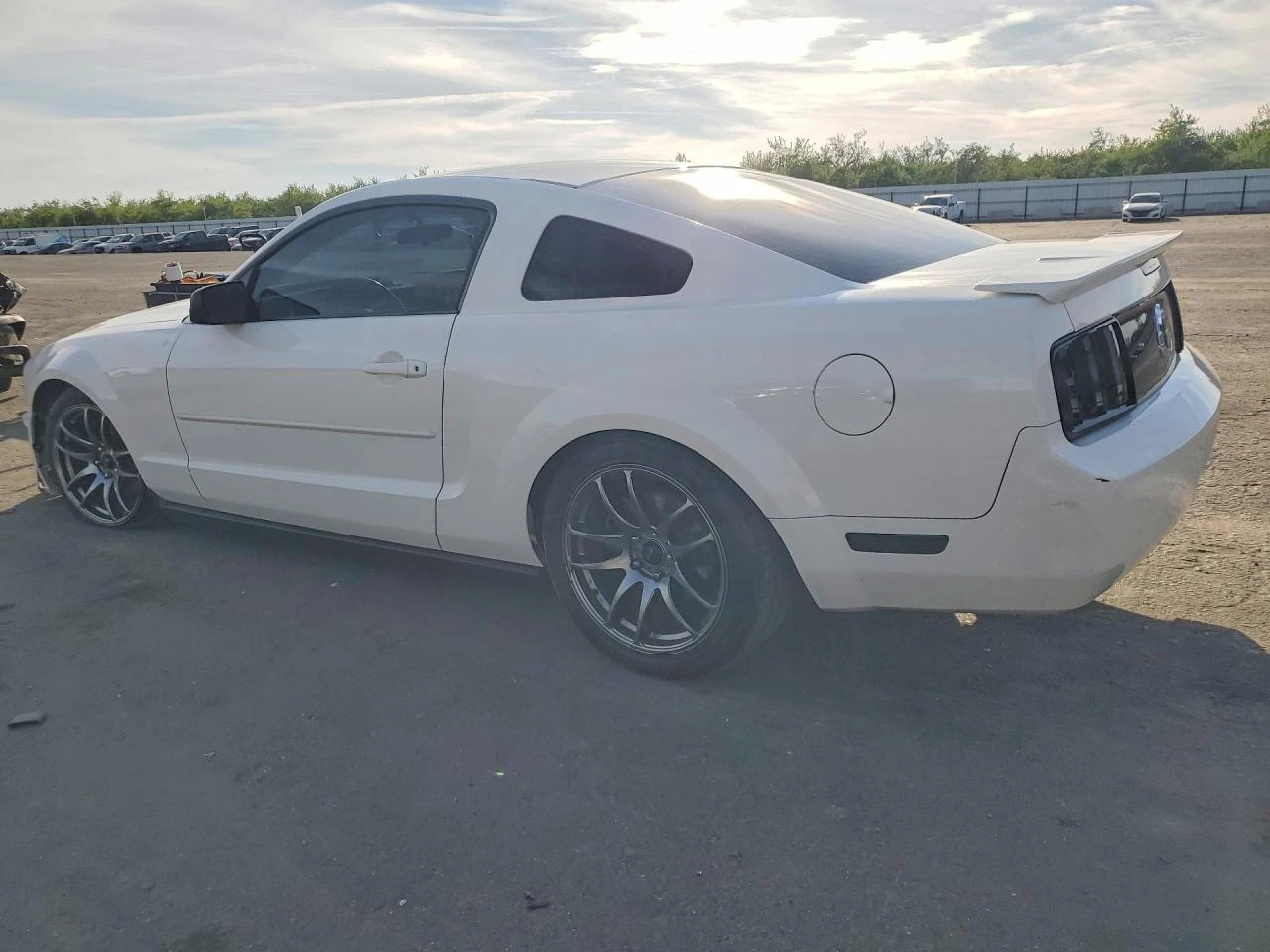 Ford Mustang 4.0l, снимка 2 - Автомобили и джипове - 54002108