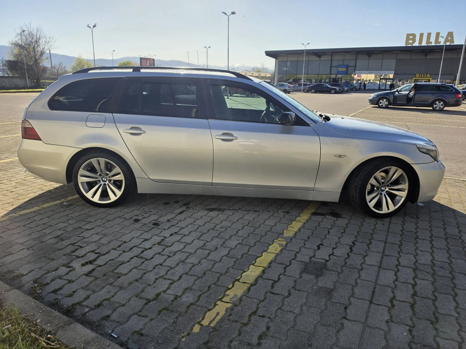 BMW 525, снимка 2 - Автомобили и джипове - 54286598
