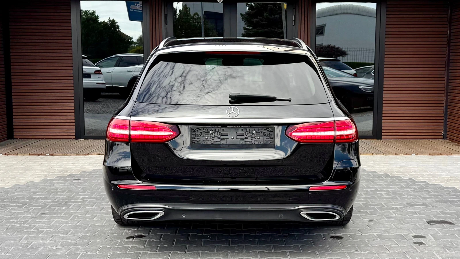 Mercedes-Benz E 300 Plug In Hybrid* 9G-TRONIC* ������ | Mobile.bg � ����������� 5
