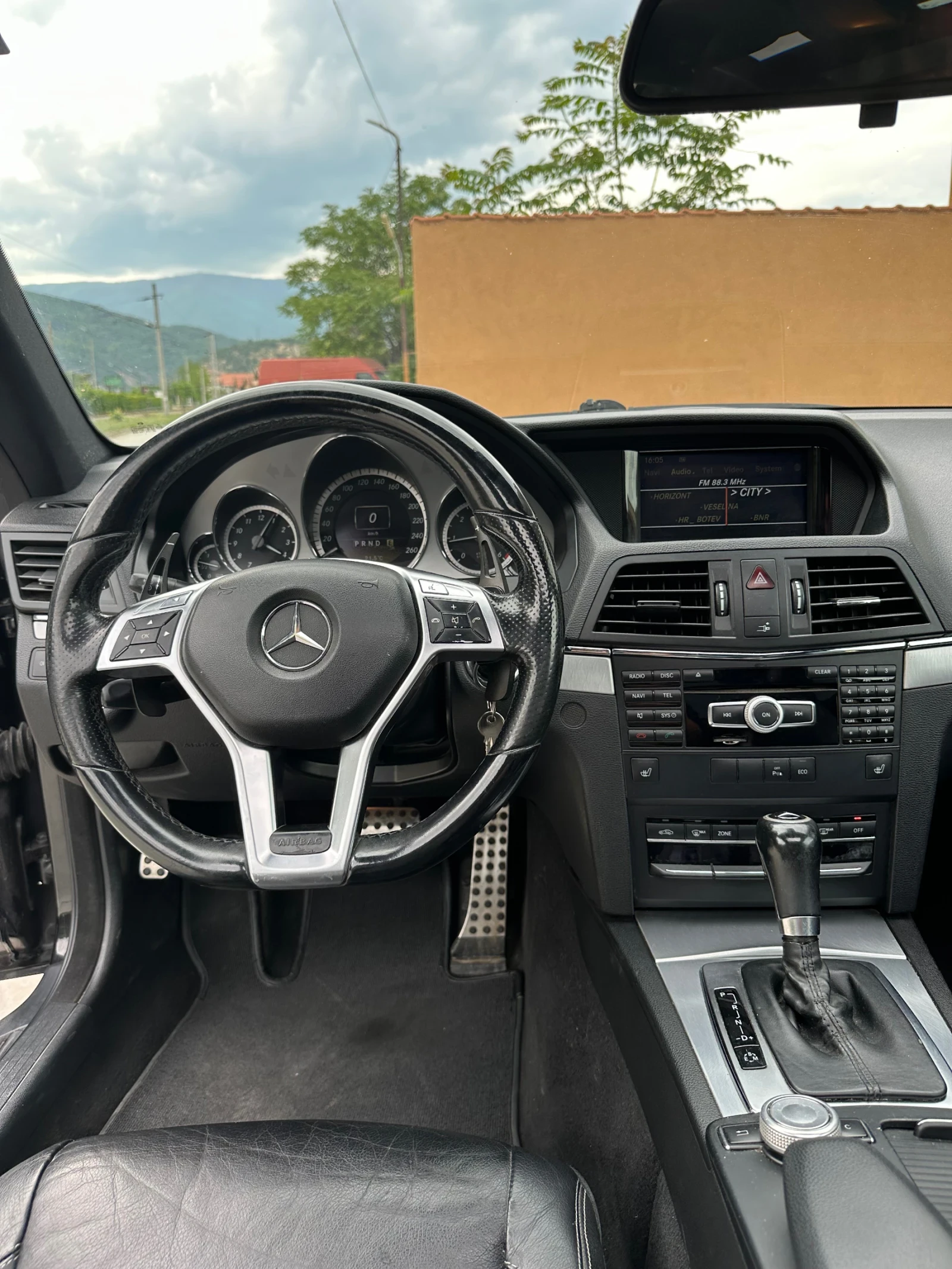 Mercedes-Benz E 250, снимка 12 - Автомобили и джипове - 54493805