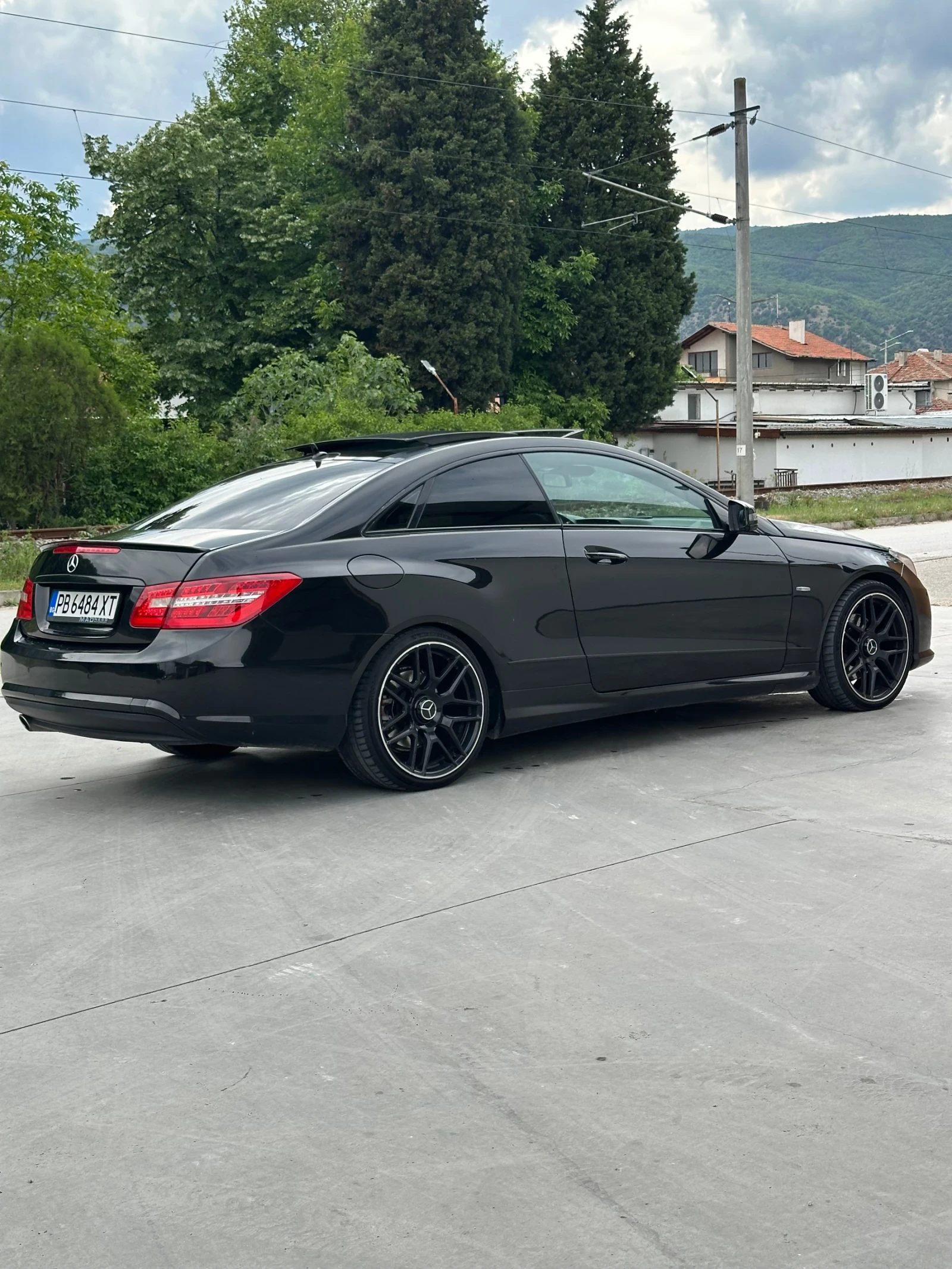 Mercedes-Benz E 250, снимка 2 - Автомобили и джипове - 54493805