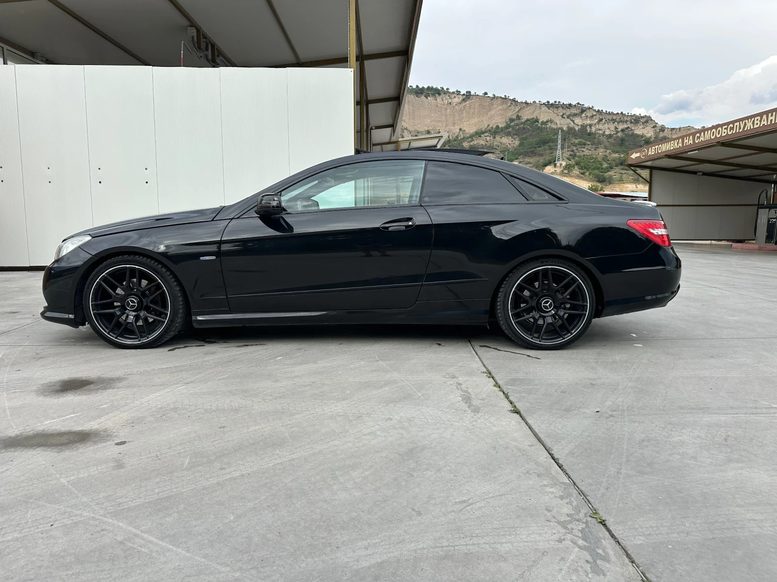 Mercedes-Benz E 250, снимка 6 - Автомобили и джипове - 54493805