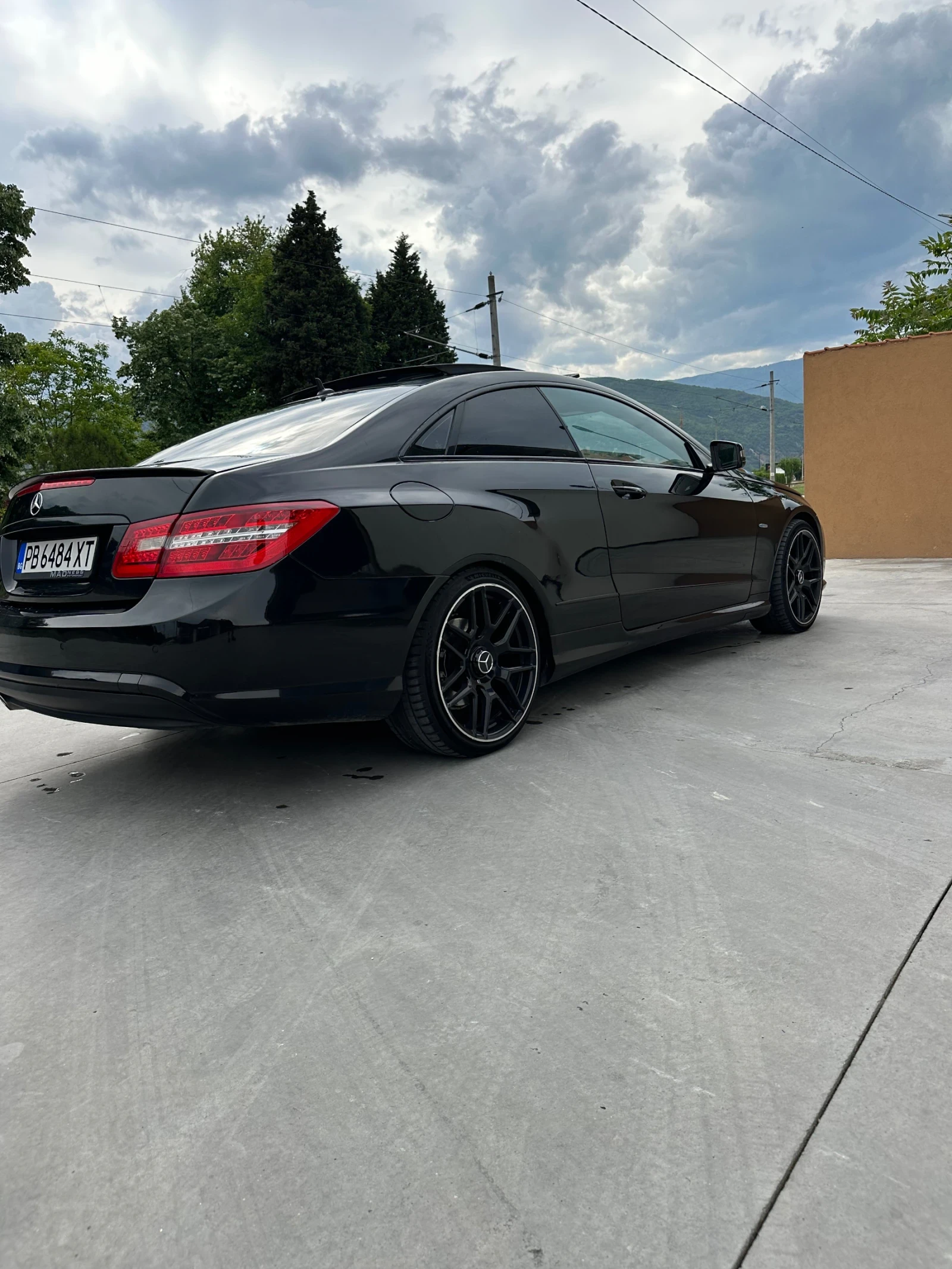 Mercedes-Benz E 250, снимка 16 - Автомобили и джипове - 54493805