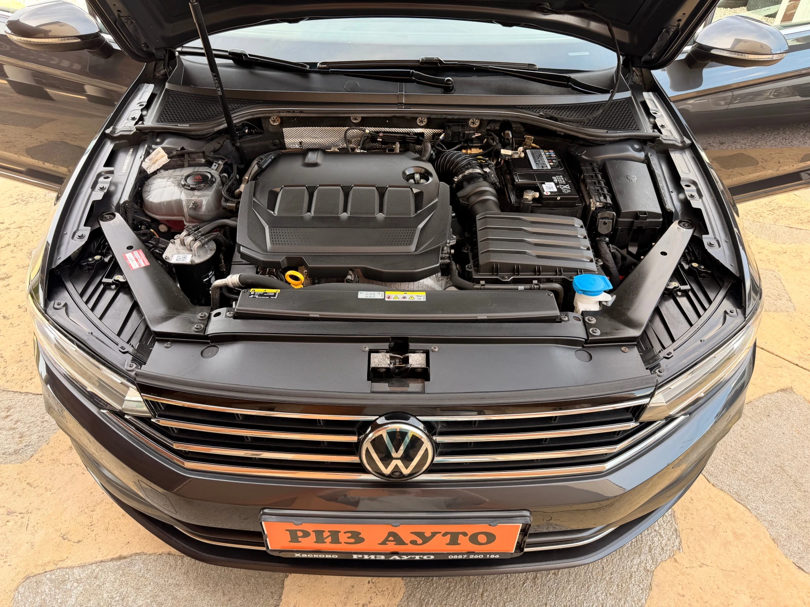 VW Passat 2.0TDI* AUT* 100%km* BUSINESS* WVWZZZ3CZNE028382, снимка 17 - Автомобили и джипове - 54669986