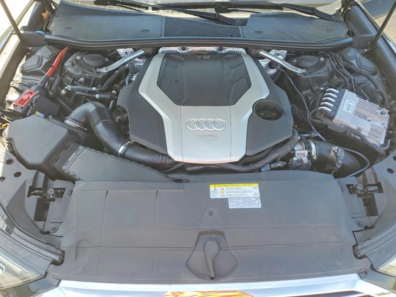 Audi A6 3.0l Premium Plus, снимка 11 - Автомобили и джипове - 54881650