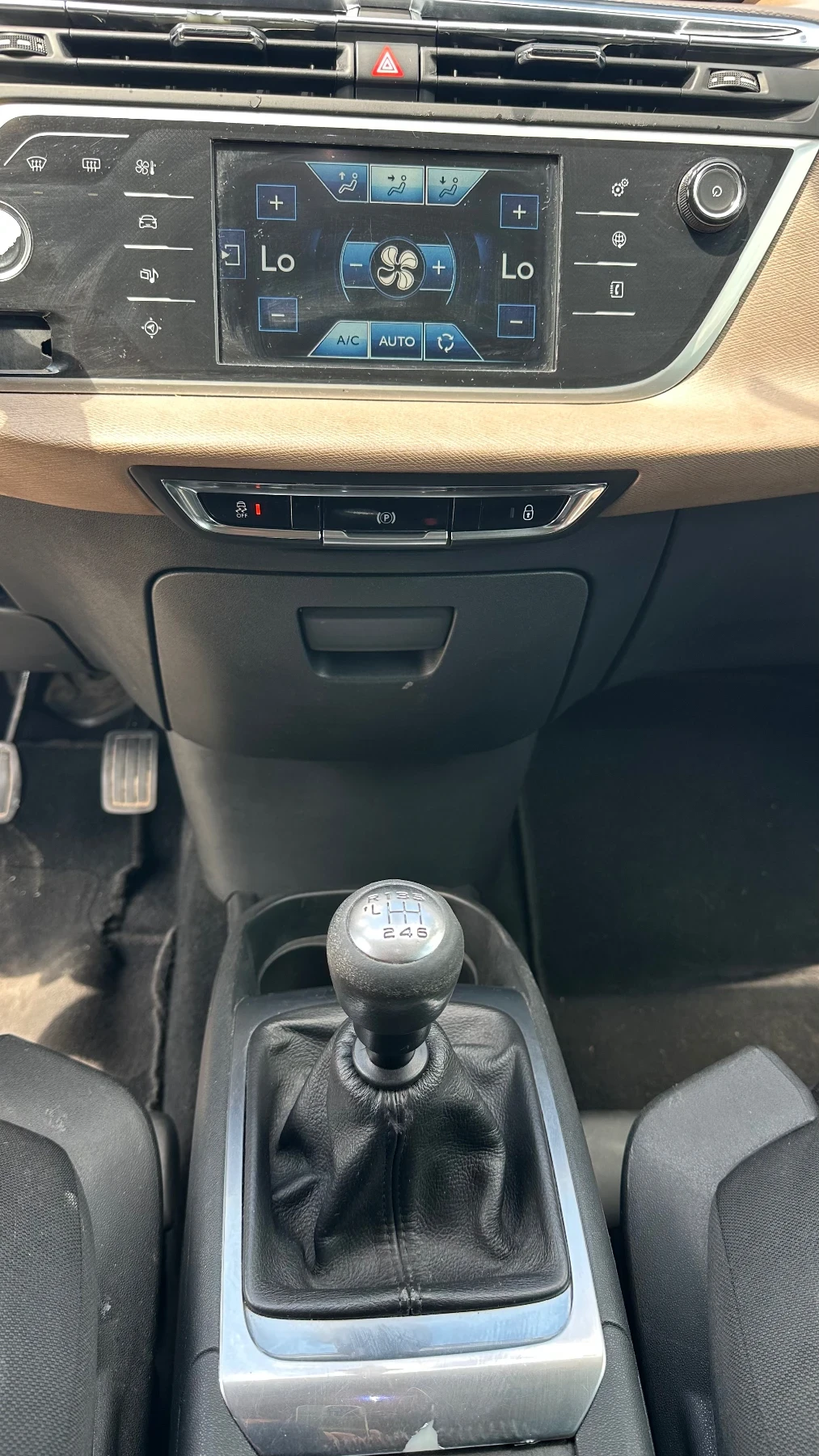 Citroen C4 Picasso 1.6HDI ТОП БАРТЕР ЛИЗИНГ , снимка 9 - Автомобили и джипове - 54973260