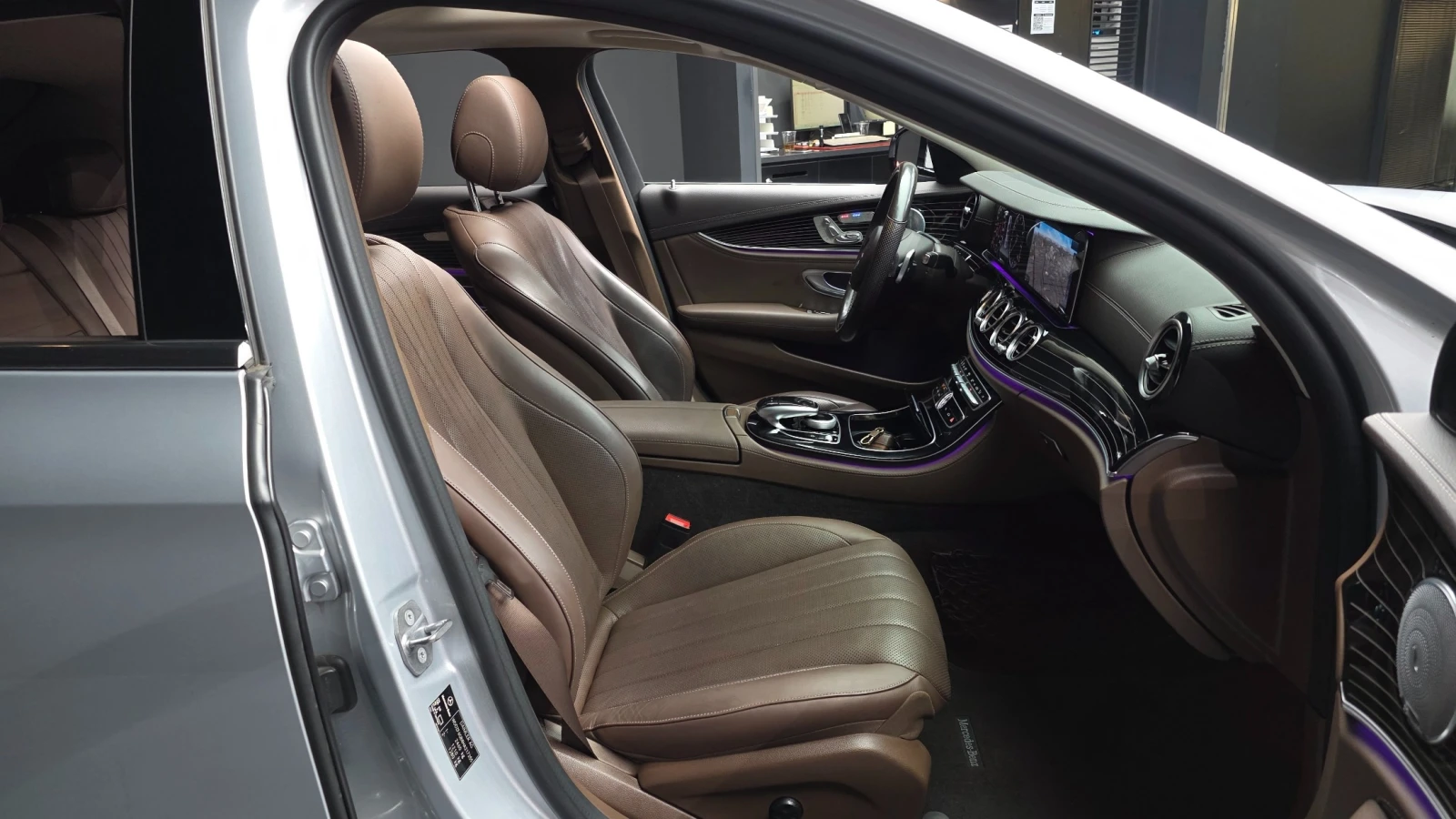 Mercedes-Benz E 400 4matic * DIS * ����� * 360 * HUD * ���� | Mobile.bg � ����������� 12