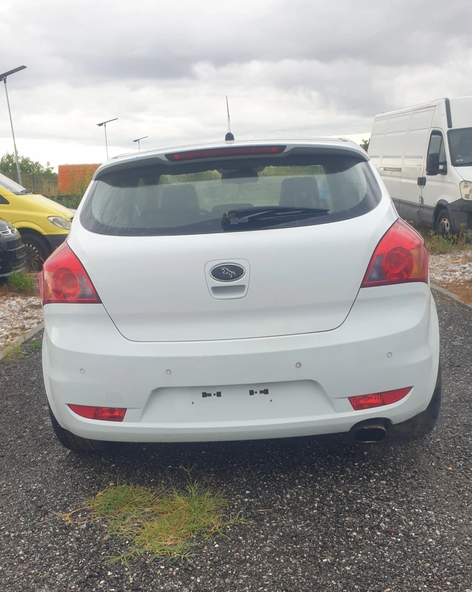 Kia Pro ceed LPG/Газ, снимка 6 - Автомобили и джипове - 55159414