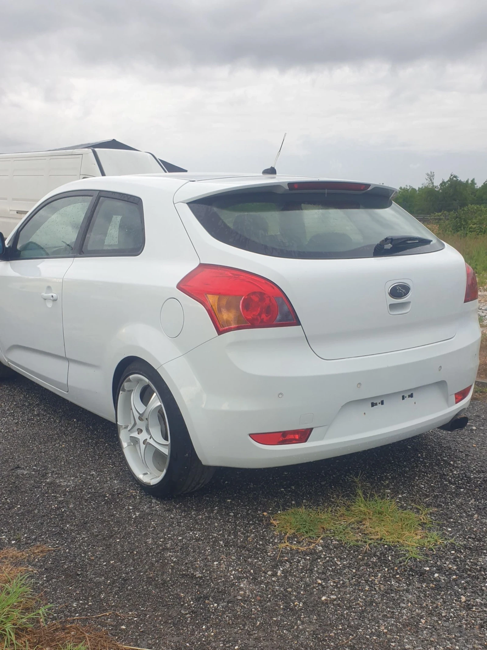 Kia Pro ceed LPG/Газ, снимка 4 - Автомобили и джипове - 55159414