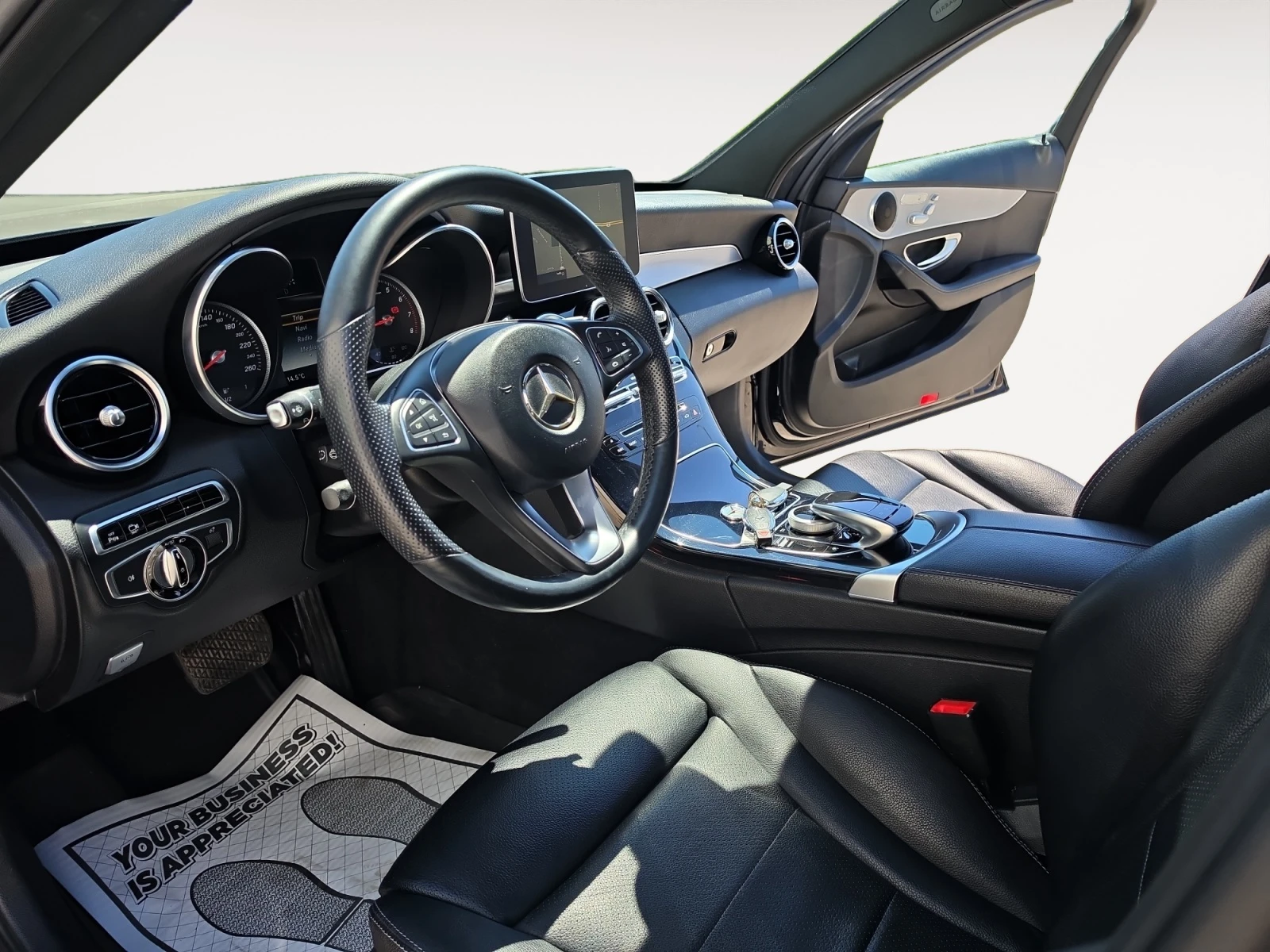 Mercedes-Benz C 300, снимка 5 - Автомобили и джипове - 55689212