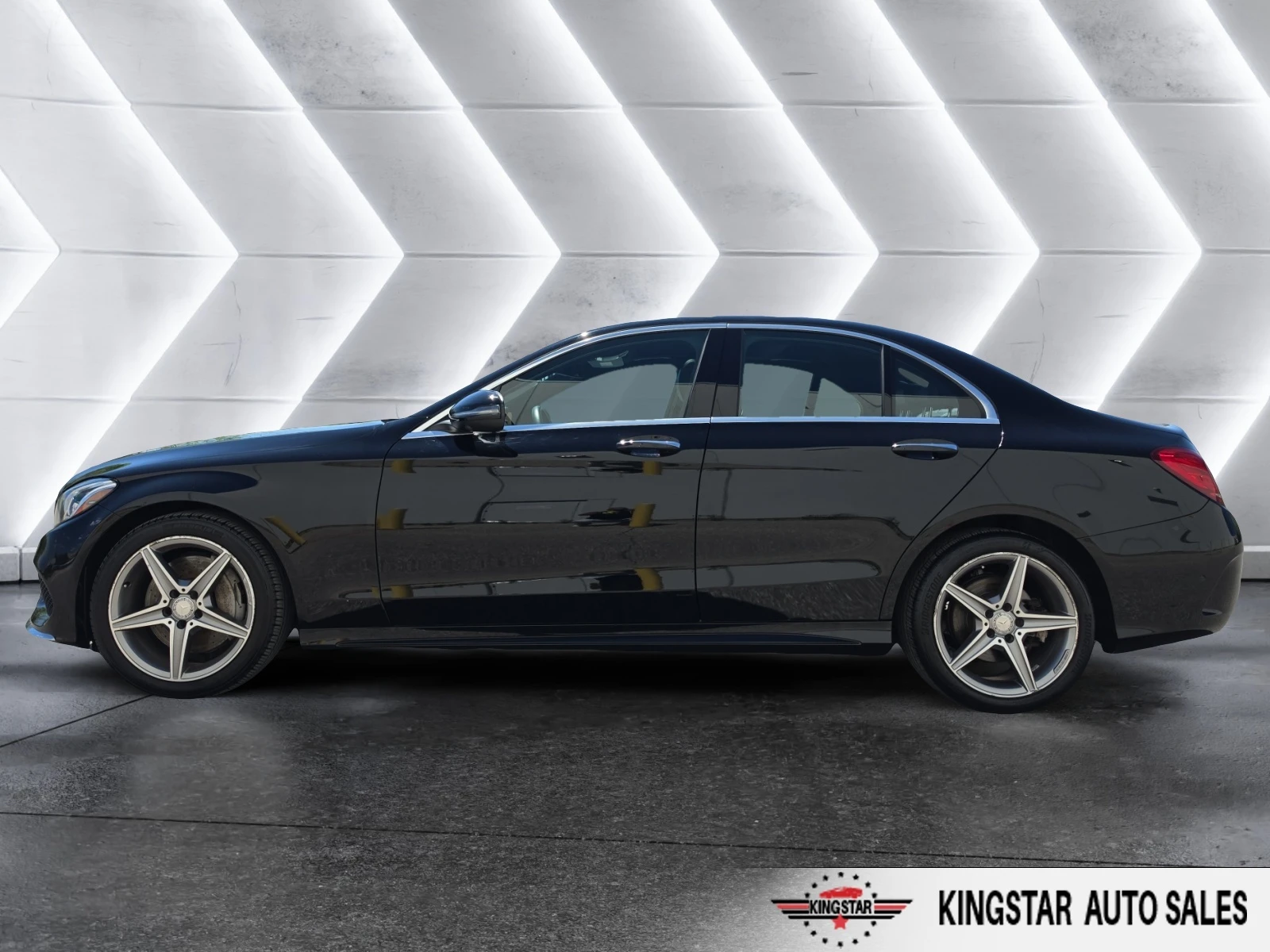 Mercedes-Benz C 300, снимка 2 - Автомобили и джипове - 55689212
