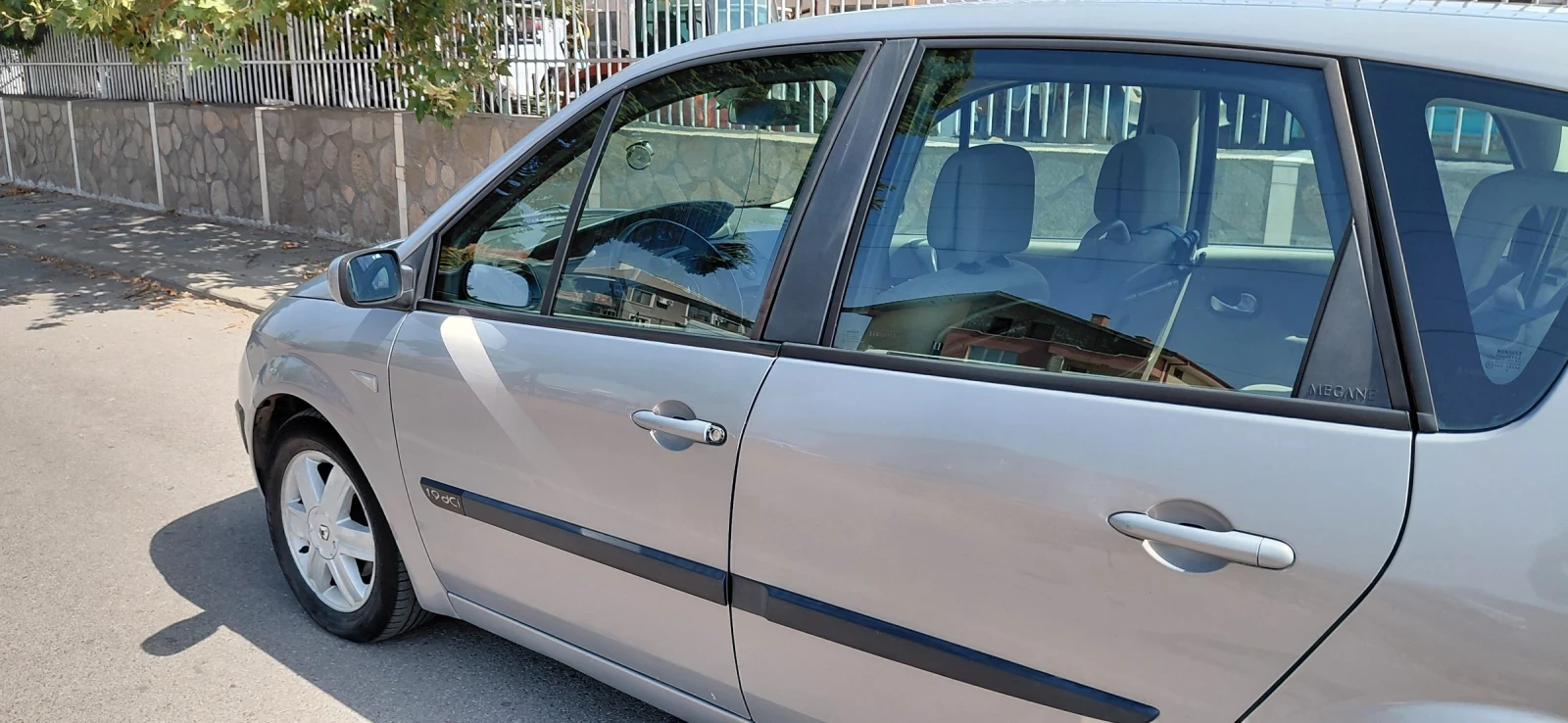 Renault Scenic, снимка 7 - Автомобили и джипове - 55878224