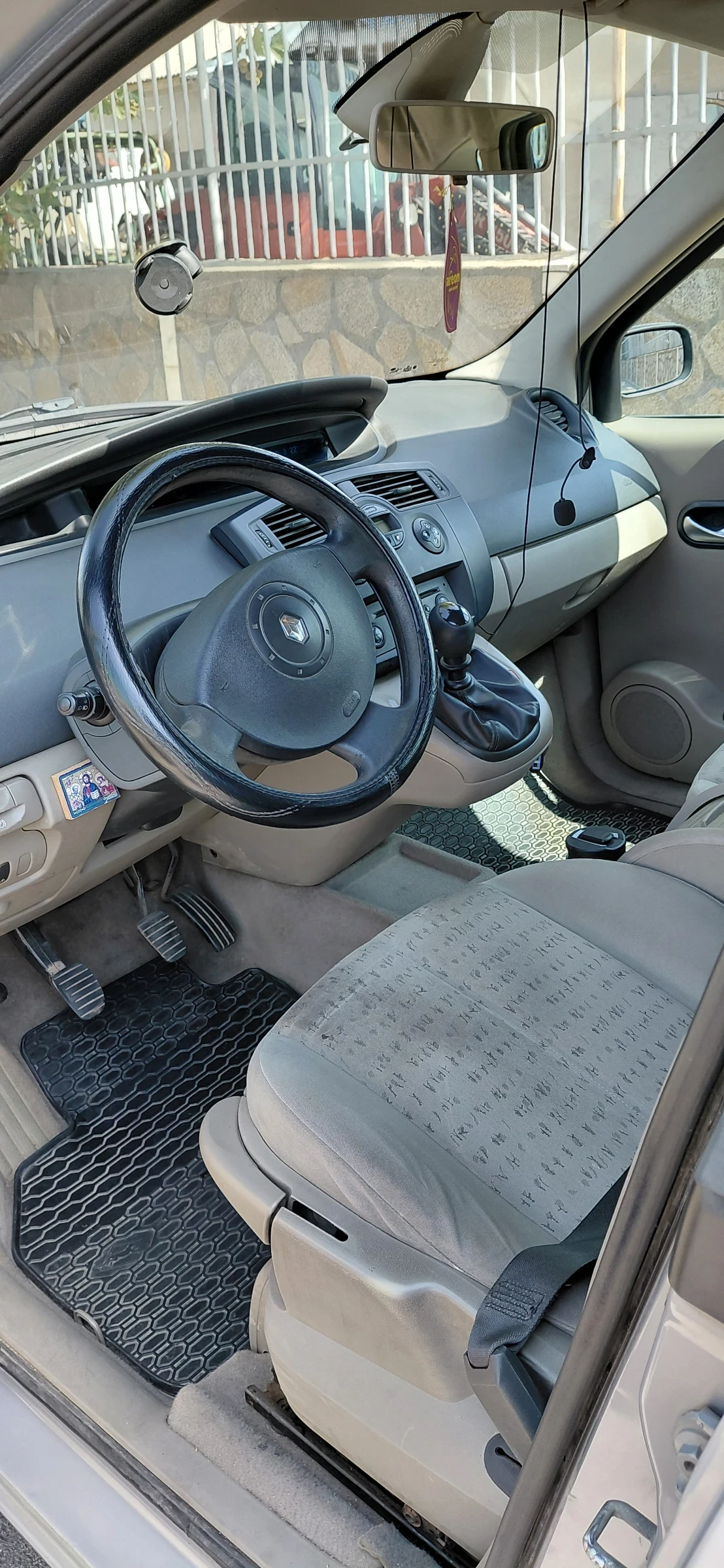 Renault Scenic, снимка 9 - Автомобили и джипове - 55878224