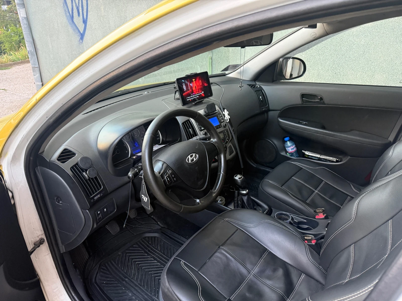 Hyundai I30 1600 CRDi, снимка 8 - Автомобили и джипове - 55973090