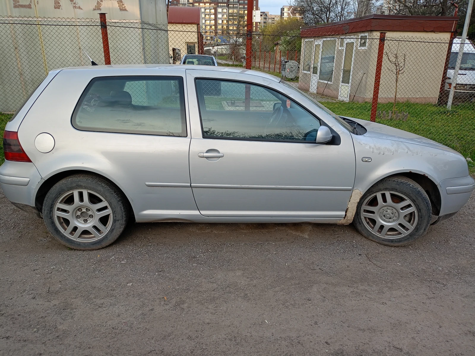 VW Golf Цяла за части , снимка 4 - Автомобили и джипове - 55881607