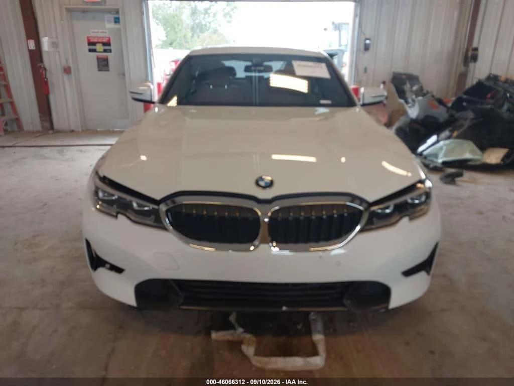 BMW 330 * XDRIVE * CARFAX * ����� �� ����������� | Mobile.bg � ����������� 6