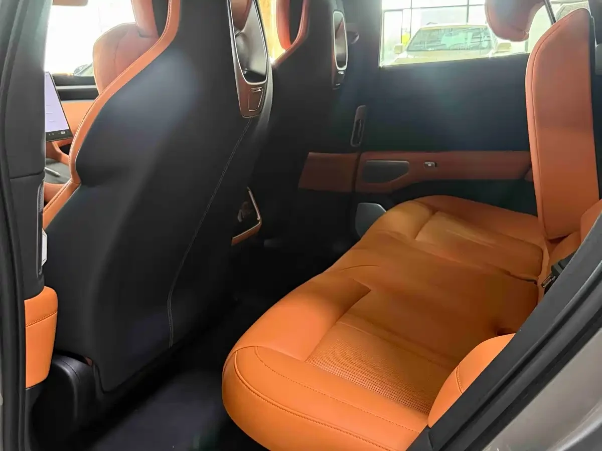 Xiaomi YU7 2025 Ultra Long Range High Performance AWD Max Edi, снимка 10 - Автомобили и джипове - 56654248